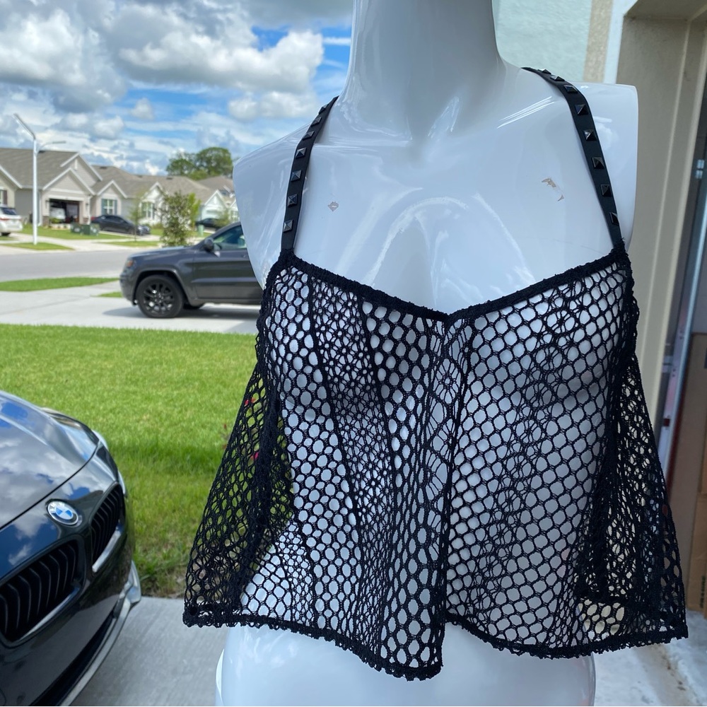 VICTORIA’S SECRET BLACK SHEER MESH CAMISOLE TOP SIZE S MSRP $32.00 NWT